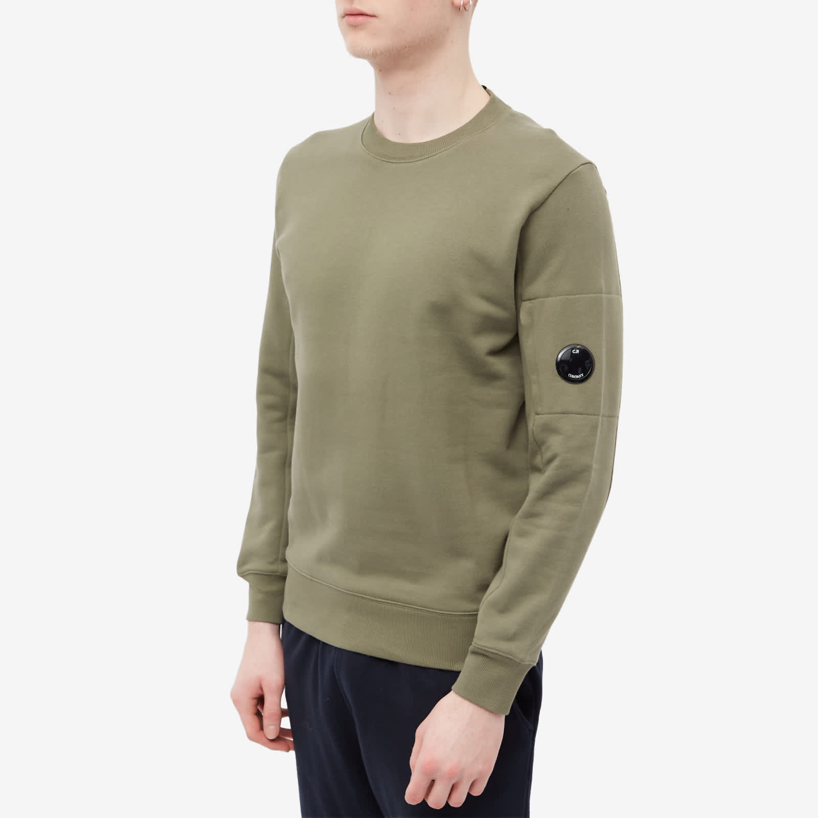 CP COMPANY-[당일발송/무료배송] 시피컴퍼니 남성 다이애그널 플리스 맨투맨 브론즈그린 14CMSS022A 005086W 648│삼성물산 온라인몰... 
